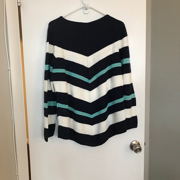 Bonita Chevron Soft Knit Sweater - Size L - Picture 2 of 10